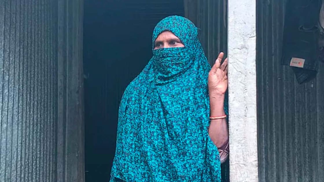 ফ্যামিলি কার্ডের জন্য টিপসই দিয়ে বিধবা জানলেন ‘বিয়ে হয়ে গেছে’