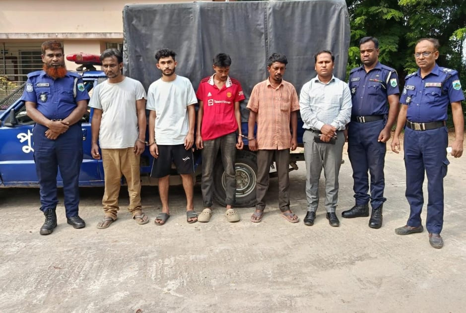 বগুড়ার শেরপুরে অভিভাবকদের আবেদনে মাদকাসক্ত ৪ যুবকের কারাদণ্ড