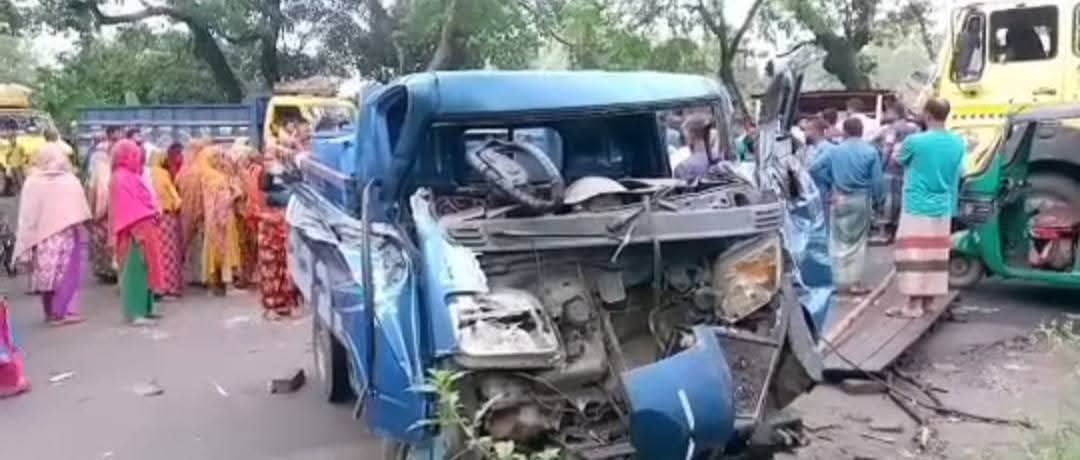 সলঙ্গায় ট্রাক ও পিকআপের মুখোমুখি সংঘর্ষে একজন নিহত