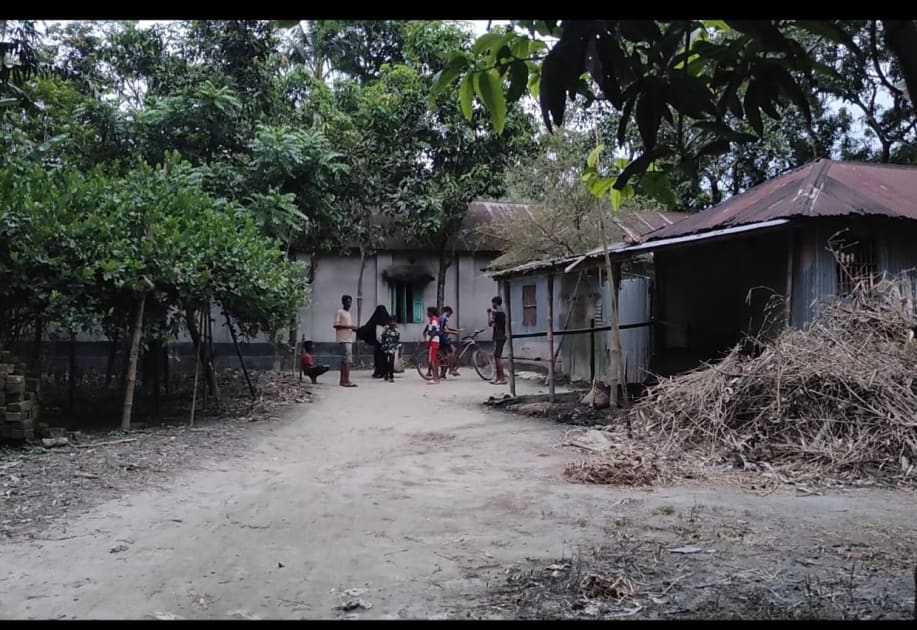 শেরপুরে বাড়িতে ঢুকে দম্পতিকে মারধরের অভিযোগ