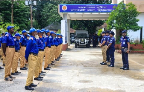 নাগেশ্বরীতে চৌকিদার প্যারেড পরিদর্শনে পুলিশ সুপার