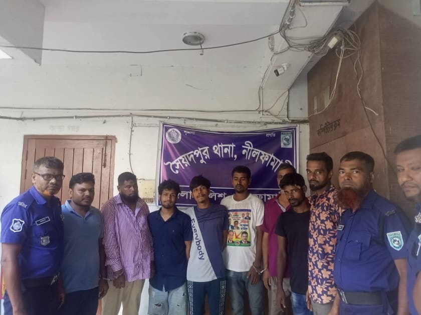 সৈয়দপুরে ৪৮ ঘণ্টায় পুলিশের বিশেষ অভিযান: ১২ মাদক কারবারি গ্রেফতার।