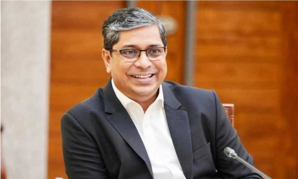 সরকারি ভবনের ছাদ হবে বিদ্যুৎ উৎপাদনের কেন্দ্র, লক্ষ্য ৩০০ মেগাওয়াট