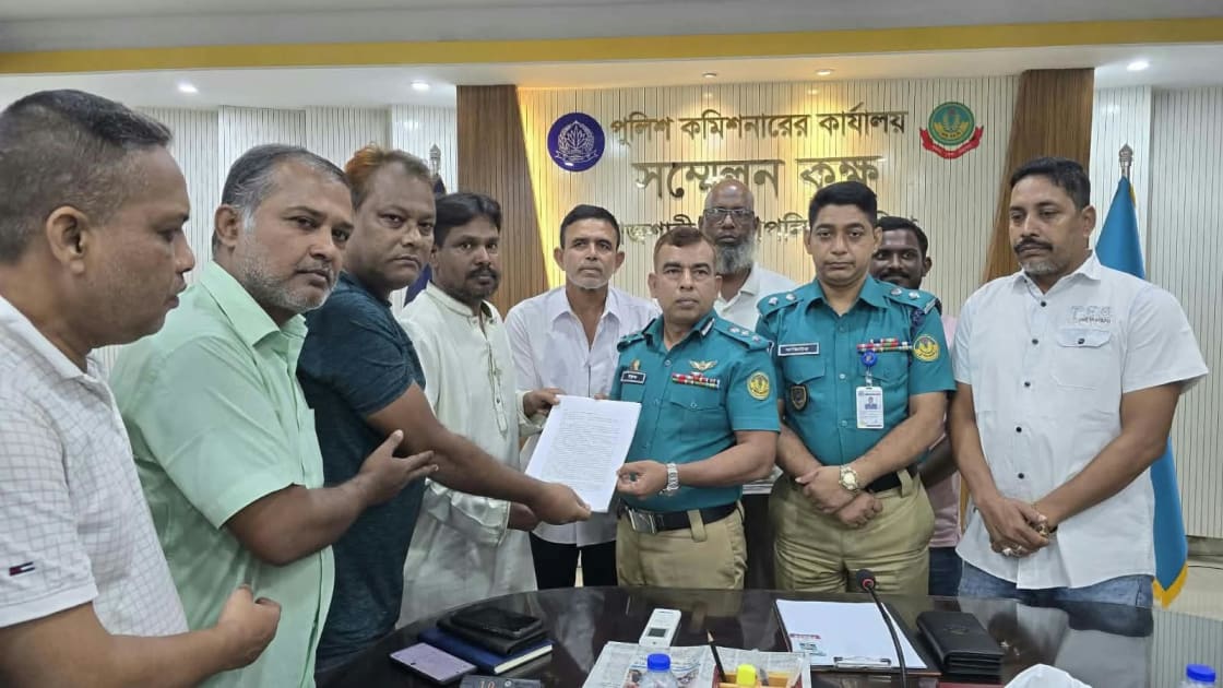 রাজশাহীতে ‘অপ-সাংবাদিকতা’ বন্ধে ব্যবস্থা চেয়ে ভূমিমন্ত্রীর হস্তক্ষেপ কামনা