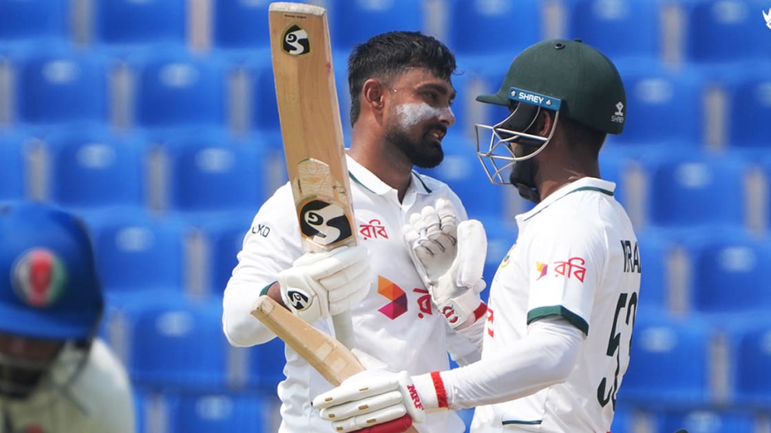 আবুধাবি টেস্টে জয়ের পথে বাংলাদেশ, শেষ দিনে চাই ৭ উইকেট